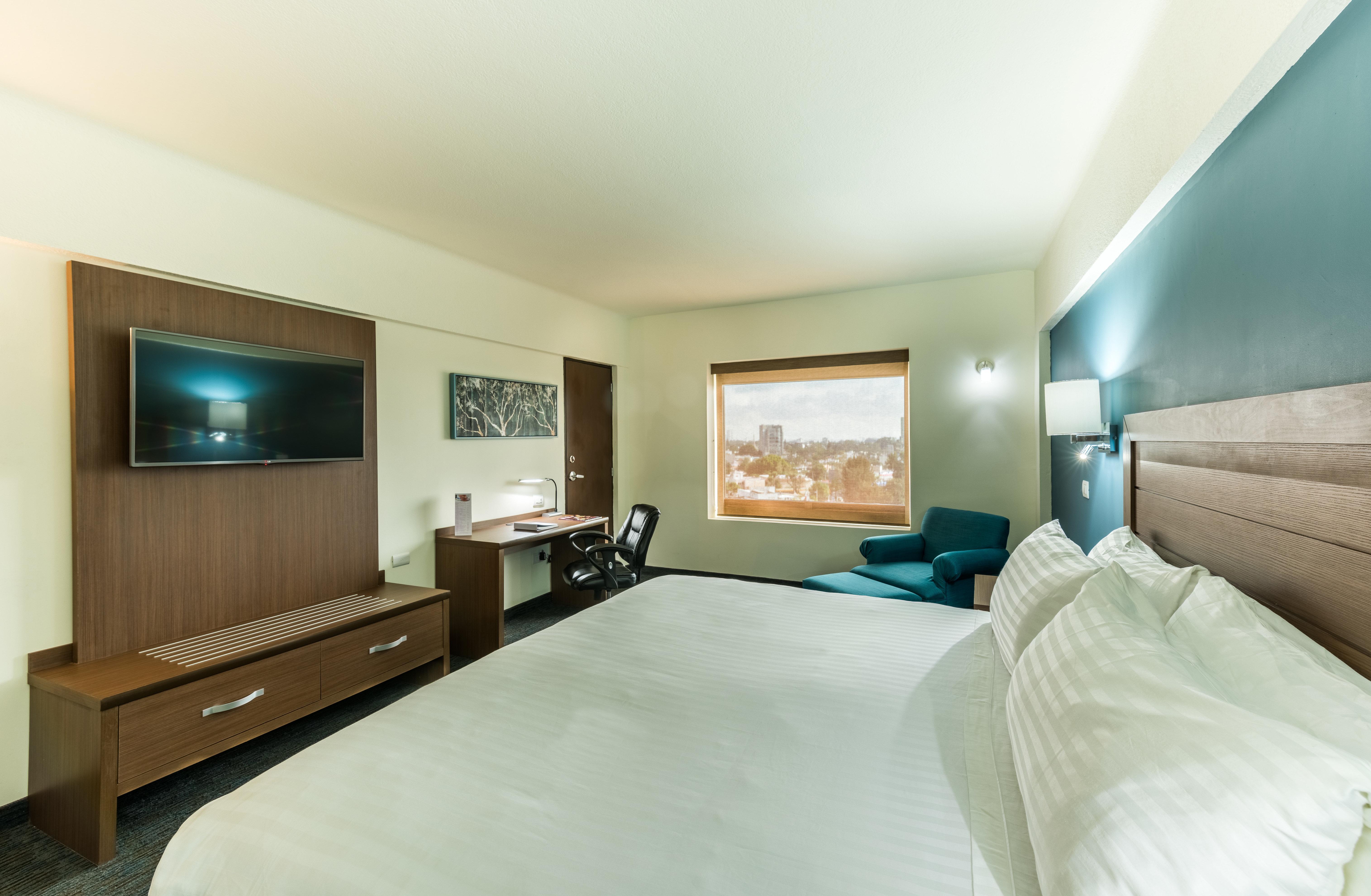 Holiday Inn Guadalajara Expo Plaza Del Sol By Ihg Zapopan Exterior photo