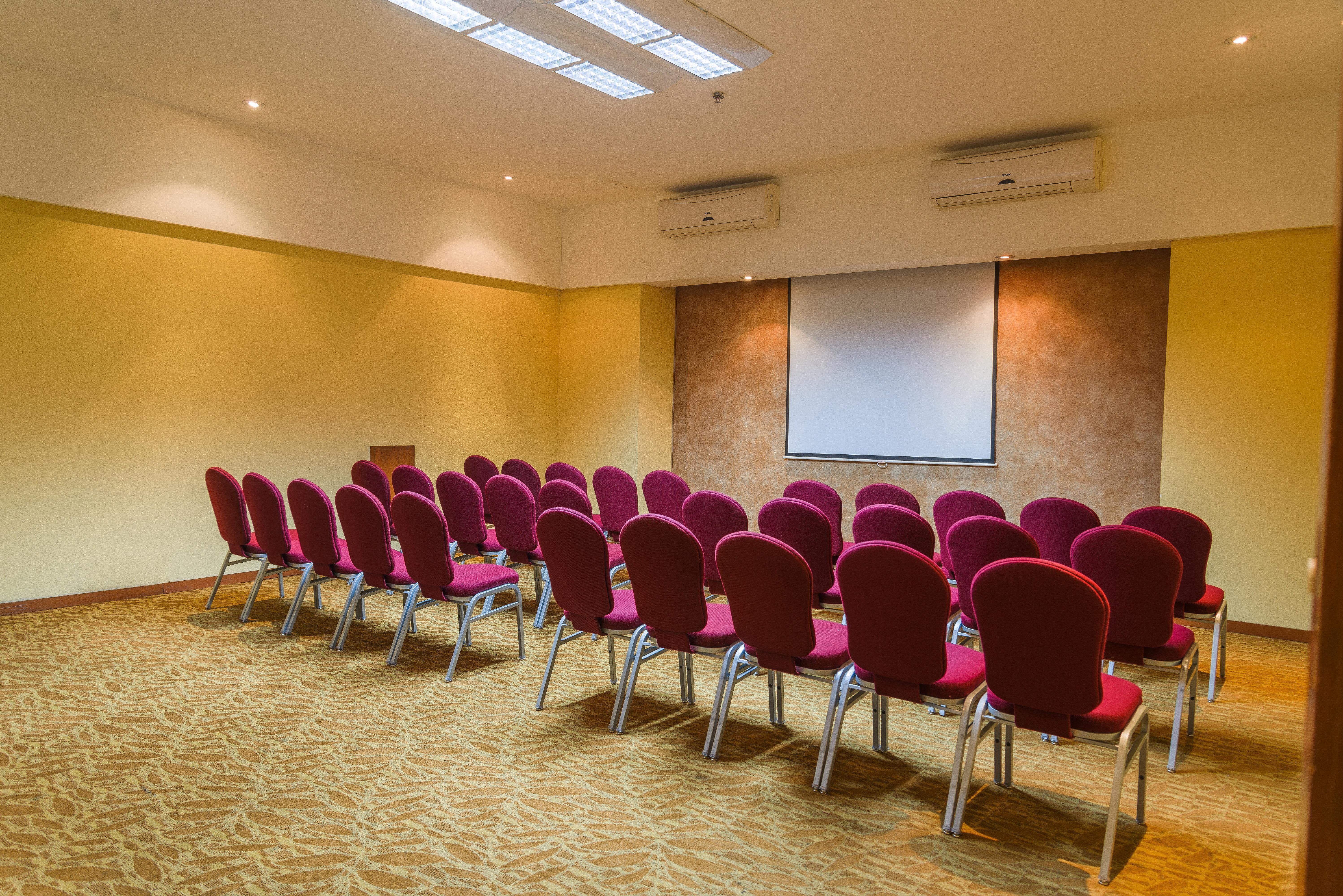 Holiday Inn Guadalajara Expo Plaza Del Sol By Ihg Zapopan Exterior photo