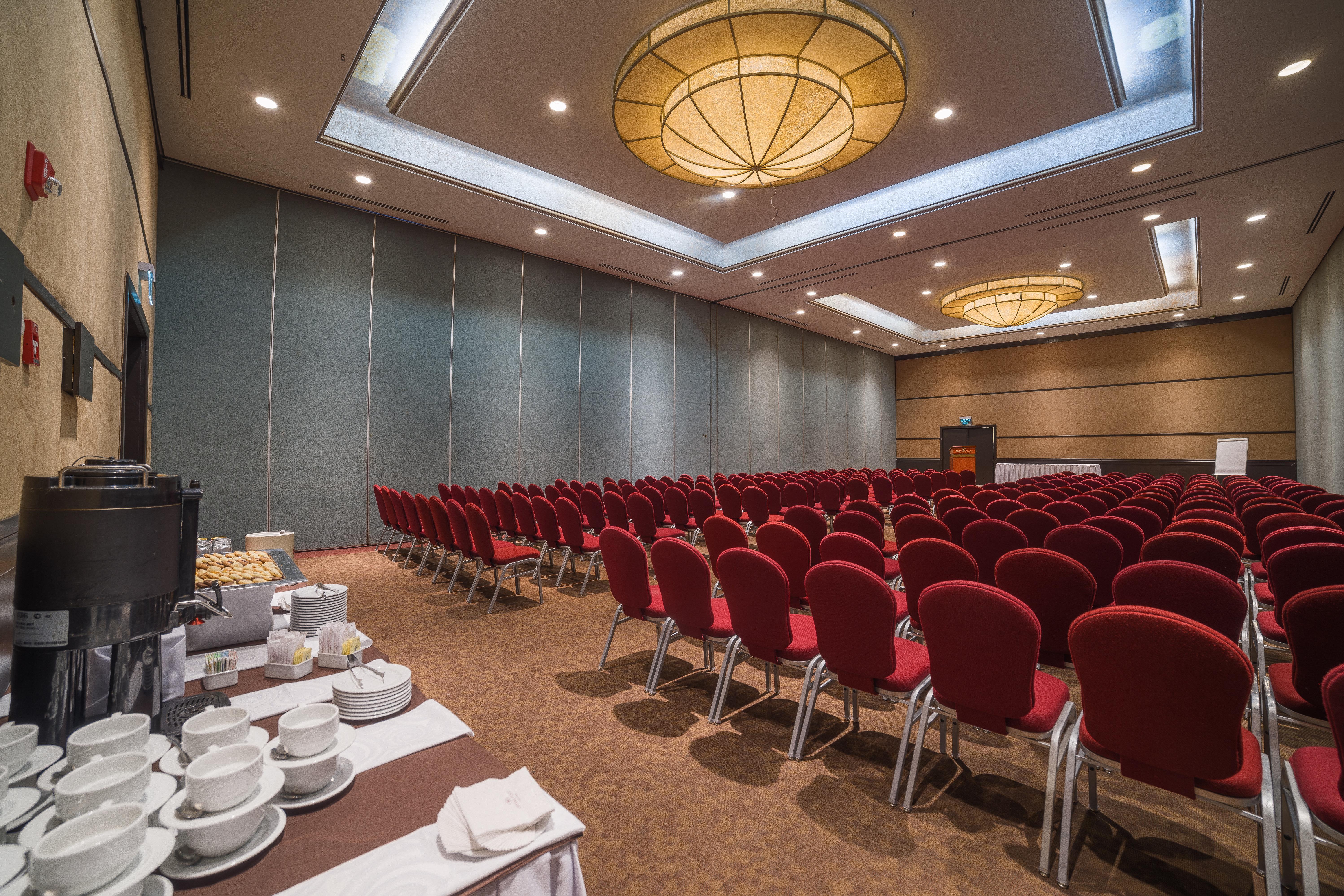 Holiday Inn Guadalajara Expo Plaza Del Sol By Ihg Zapopan Exterior photo