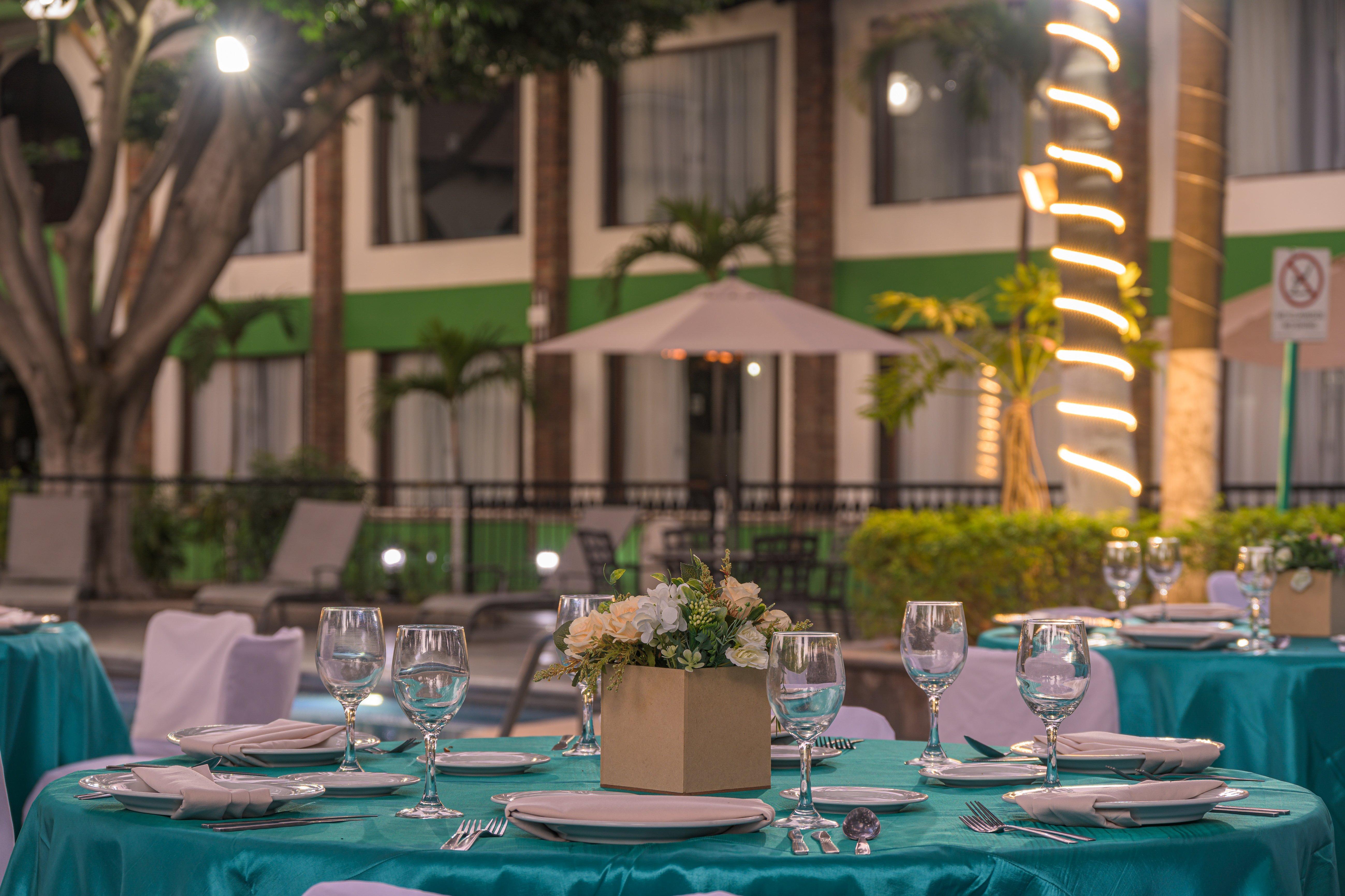 Holiday Inn Guadalajara Expo Plaza Del Sol By Ihg Zapopan Exterior photo